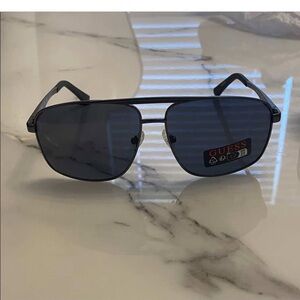 Guess Dark Aviator Sunglasses